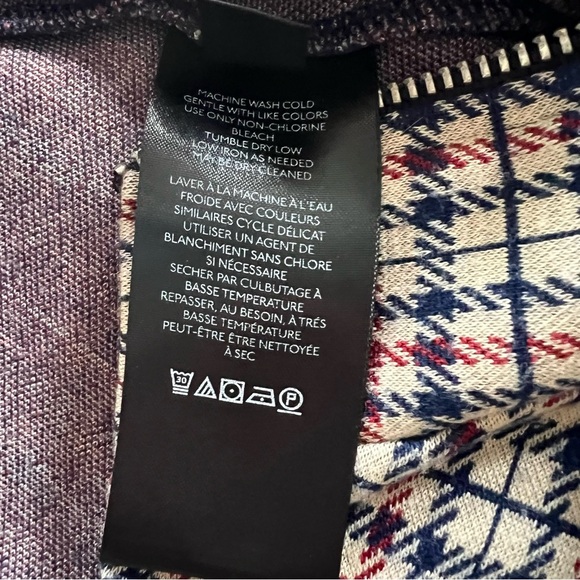 Urban Outfitters Front Zipper Close Crop Top - Picture 5 of 5